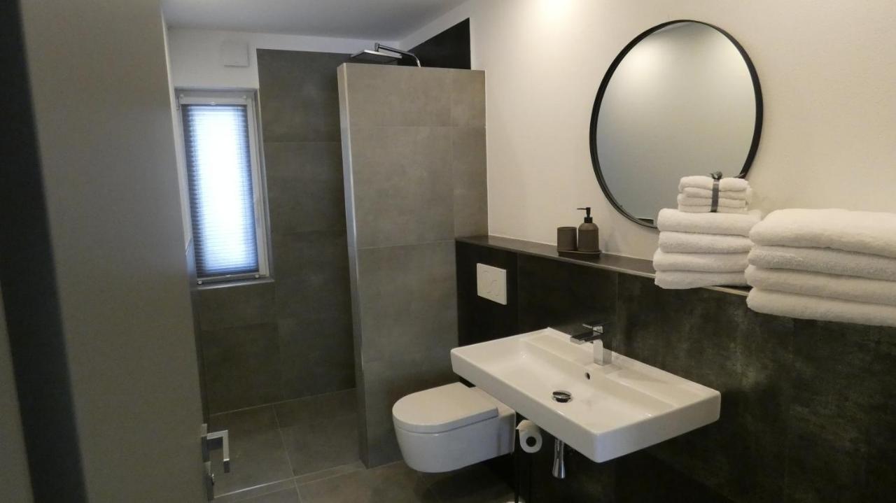 Moselufer Apartments 오지그 외부 사진