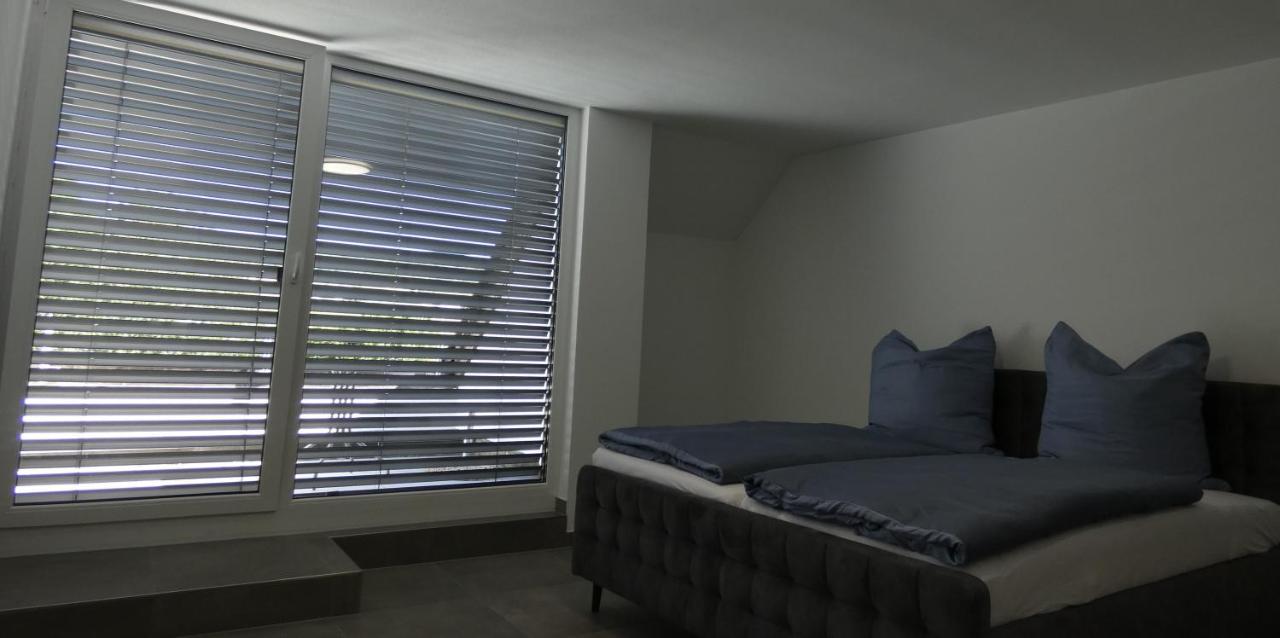 Moselufer Apartments 오지그 외부 사진