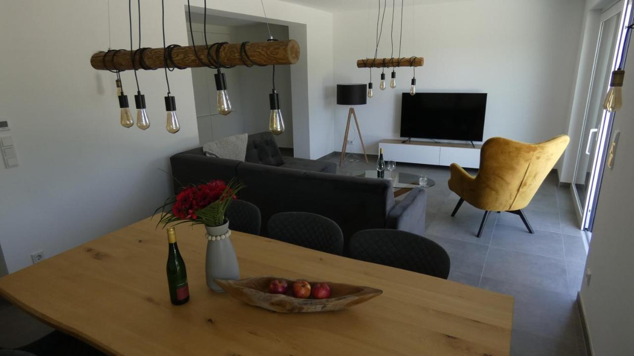 Moselufer Apartments 오지그 외부 사진